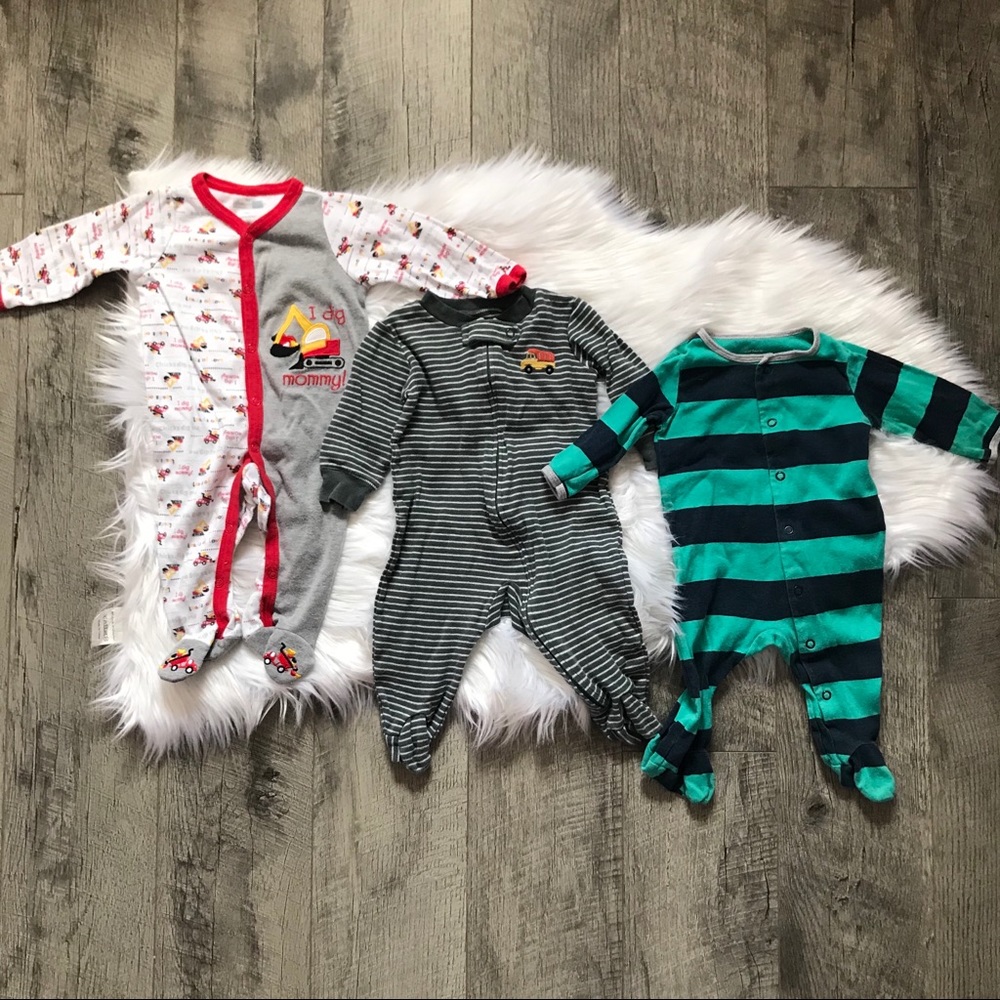 Bundle of 6 months sleepers baby boy carters